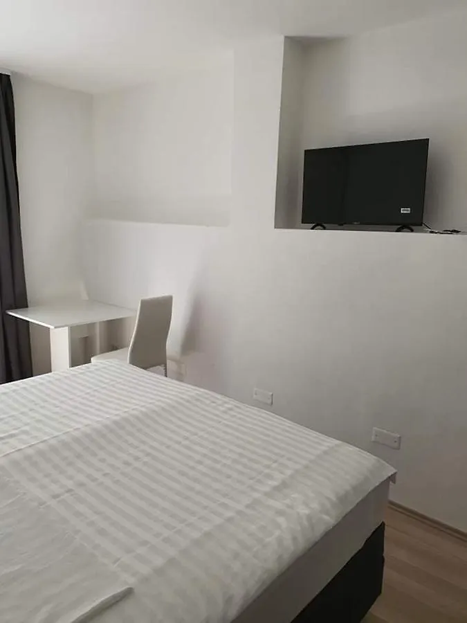 Aldi 3 Apartman Pula