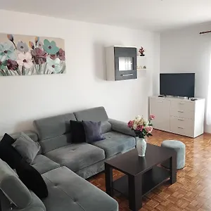  Apartman Eva