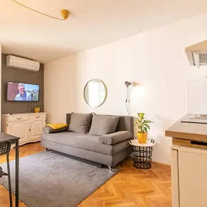  Apartman Pula City Accomodation